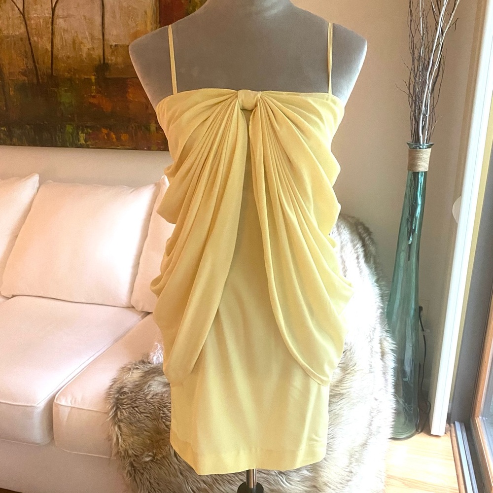 Stella & Jamie. Beautiful pale Yellow Draped Mini Dress —or Top 💛 Size XS